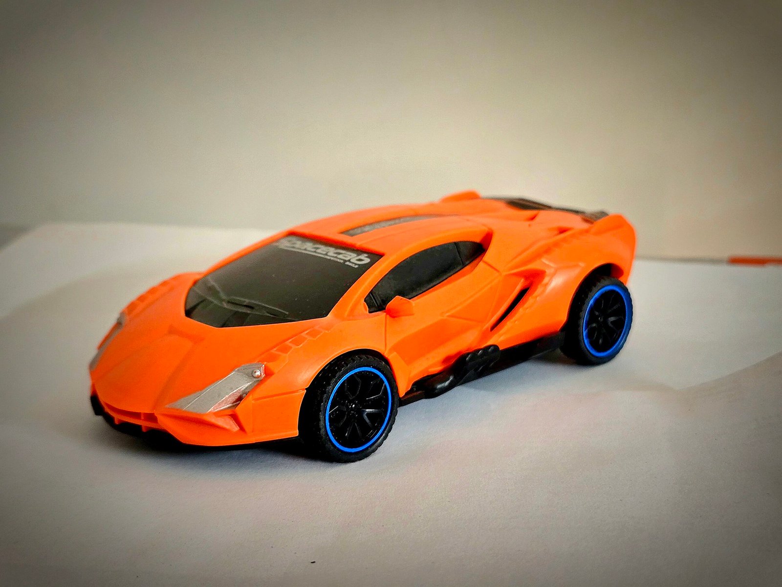 KidWiz Sports Racing Car with Blue Rim Wheels for Kids